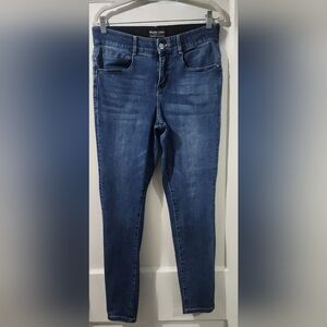 🌷Frank Lyman Design Slim Stretch Skinny Jeans - Medium Blue🌷size:L